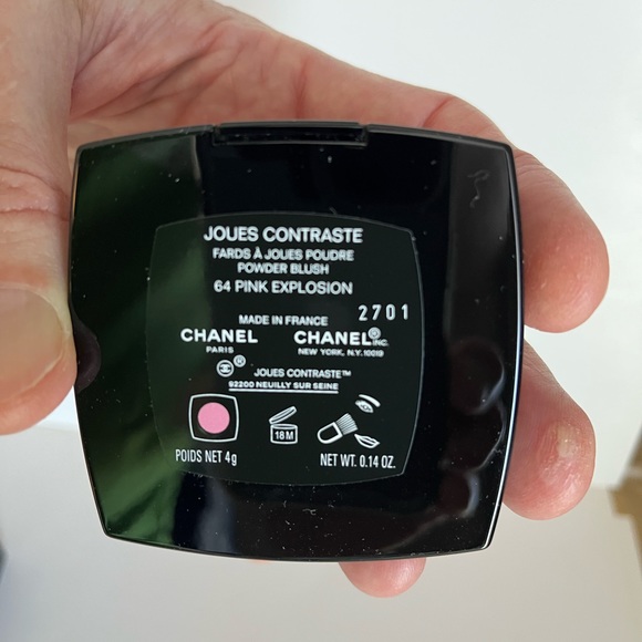 Chanel Powder Blush (64 Pink Explosion) NEW Never Used - Picture 3 of 4